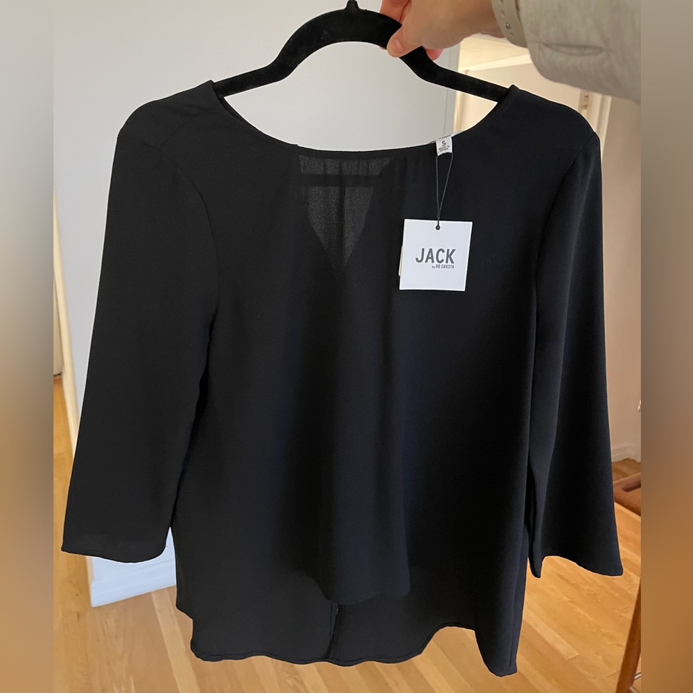 Great blouse!